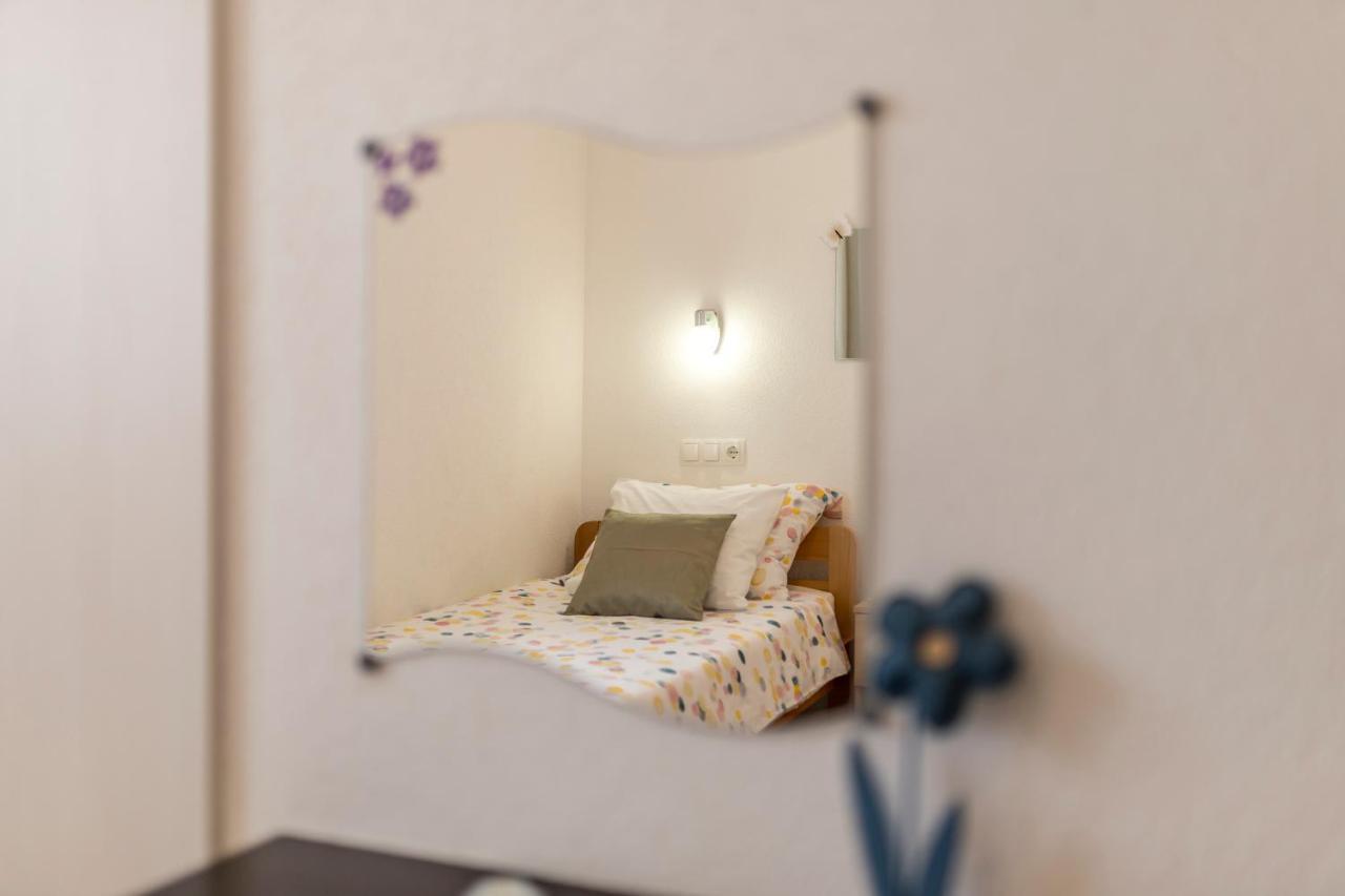 Apart Sa Terasom 250M Od Plaze,Parking,Wi Fi,Rostilj Trogir Eksteriør billede