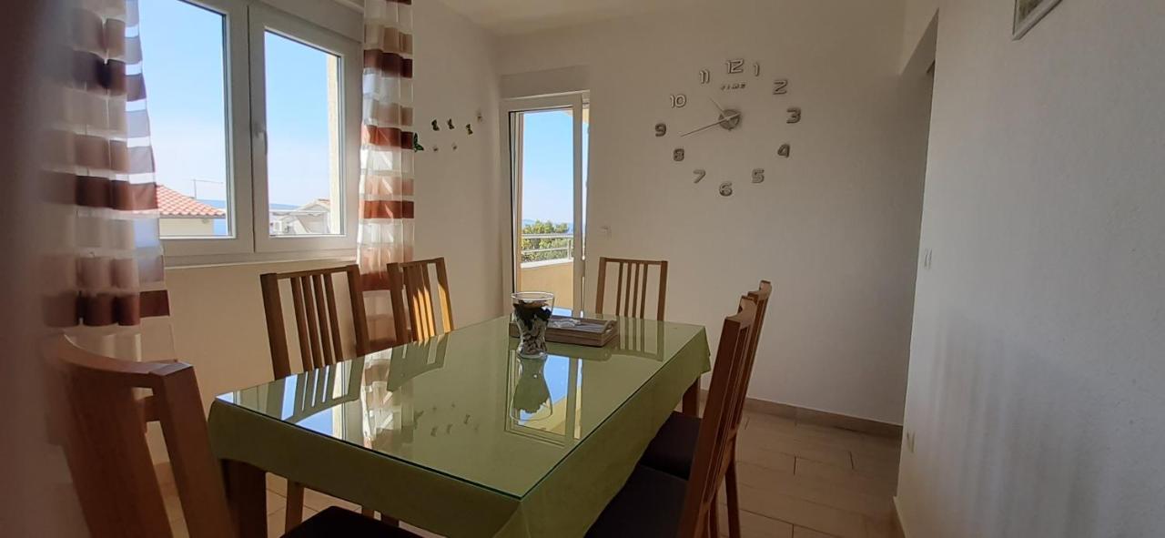 Apart Sa Terasom 250M Od Plaze,Parking,Wi Fi,Rostilj Trogir Eksteriør billede