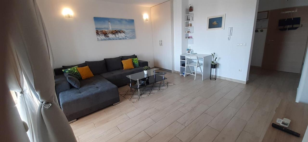 Apart Sa Terasom 250M Od Plaze,Parking,Wi Fi,Rostilj Trogir Eksteriør billede
