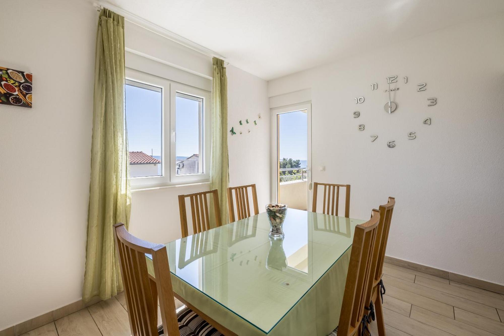 Apart Sa Terasom 250M Od Plaze,Parking,Wi Fi,Rostilj Trogir Eksteriør billede
